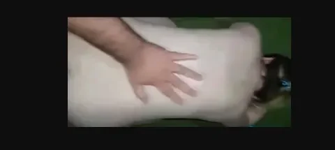 Azgın civcivim sen orospumsun he söyle orospum benim diye azmış adam domalan karısını Bağırta Bağırta Sikiyor