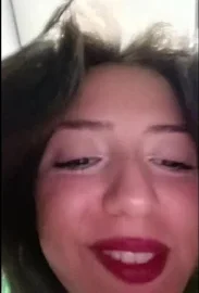Mcdonald's Tuvaletinden Sevgiliye Video Çekiyor (işemeli)
