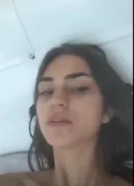 yüzü açık pembe amcıklı hatun amcık o kadar şişmiş ki artık pespembe duruyor iyi seyirler dilerim